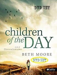 Beth Moore Gyermekek a Nap: 1 & 2 Thesszalonika DVD