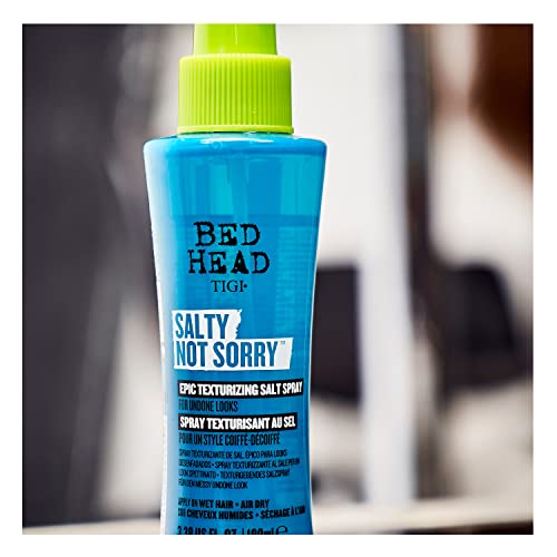 TIGI Bed Head Sós Nem Sajnálom texturizing Salt Spray Természetes Visszacsinálni Frizurák 3.38 fl oz (Csomag 2)