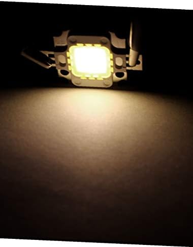 ÚJ LON0167 9-12V 900mA 850-900LM 1 x 10W Meleg Fehér Lámpa LED-Emitter fémlemez(9-12V 900mA 850-900LM 1 x 10W warmweißer