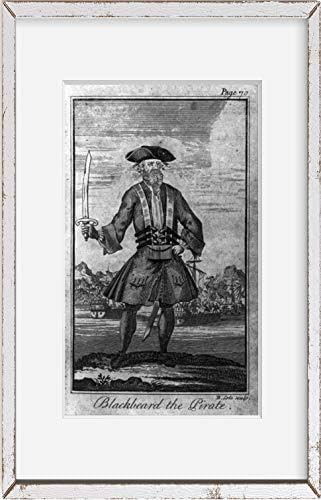 VÉGTELEN FÉNYKÉPEK, Fotó: Edward Teach,Feketeszakáll,1680-1718,angol Kalóz,Kezében a Kard,Tengeri Csata