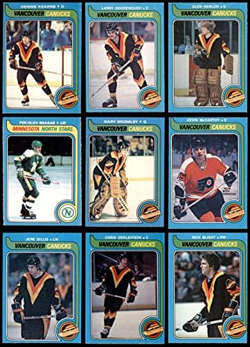 1979-80 O-Pee-Chee Vancouver Canucks Közelében Csapat készen áll Vancouver Canucks (Set) EX+ Canucks