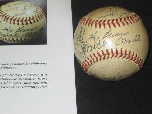 1958 Yankees World Series Bajnokok (23) Csapat Aláírt Autogramot Baseball Psa/dns - Dedikált Baseball